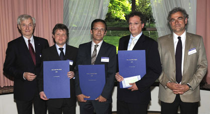 Die Preistr�ger Professor Christian Weber und Professor J�rgen Bernhagen.
