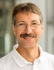 Prof. Dr. Dirk Busch