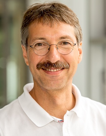 Prof. Dr. Dirk Busch